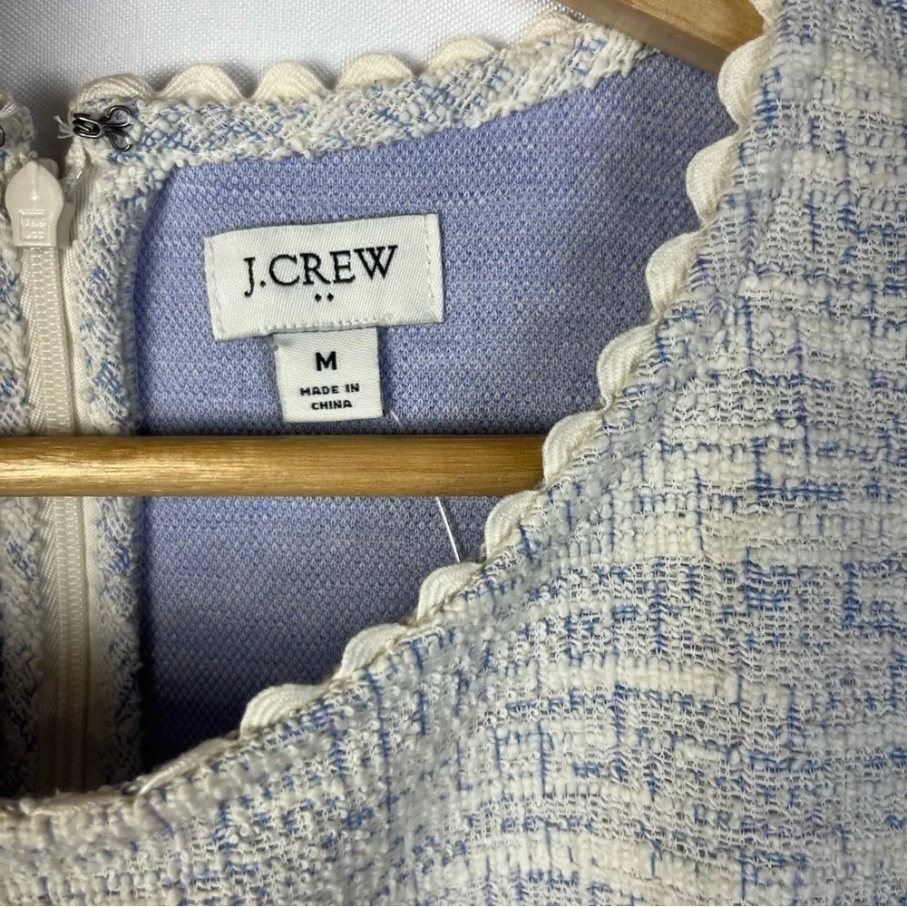 J. Crew Ivory & Blue Textured Scallop Trim Sleeveless Blouse‎ M
